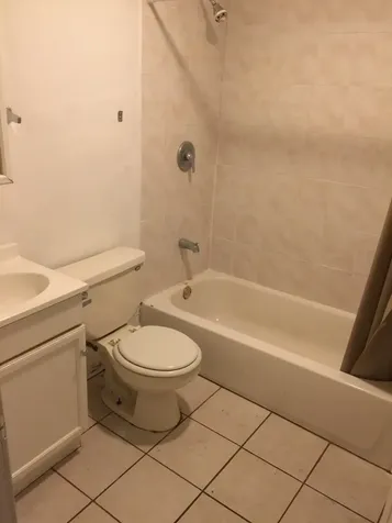 2337 North Bosworth Avenue Chicago IL 60614