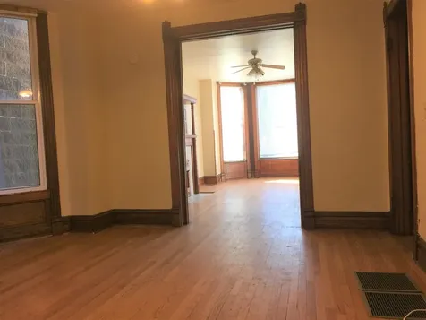 2337 North Bosworth Avenue Chicago IL 60614