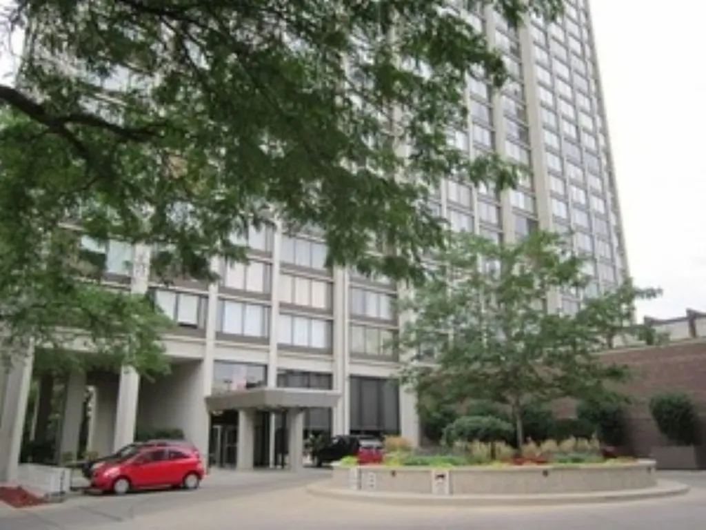5455 North Sheridan Road Chicago IL 60640