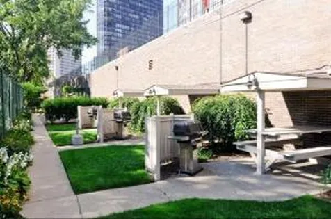 5455 North Sheridan Road Chicago IL 60640