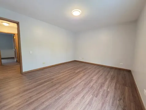 327 Shadybrook Lane Aurora IL 60504