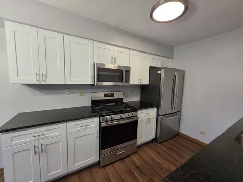 327 Shadybrook Lane Aurora IL 60504