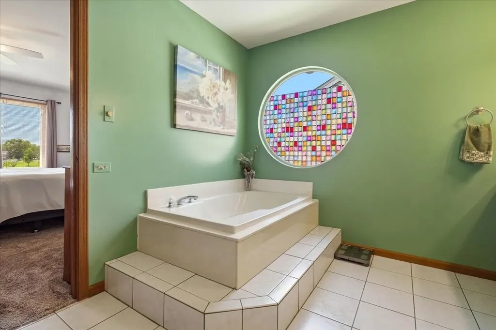 1161 Scarlet Oak Circle Aurora IL 60506