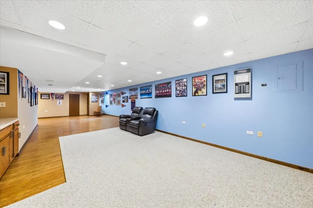 1161 Scarlet Oak Circle Aurora IL 60506