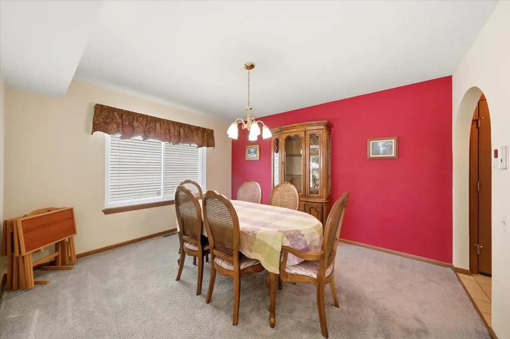 1161 Scarlet Oak Circle Aurora IL 60506