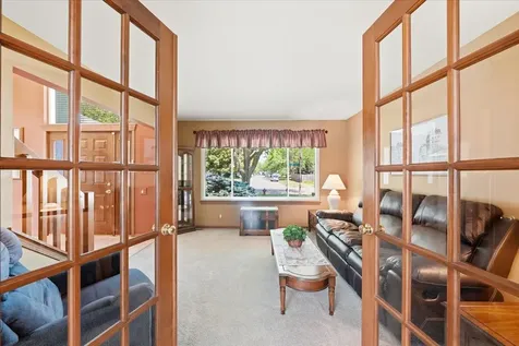 1161 Scarlet Oak Circle Aurora IL 60506