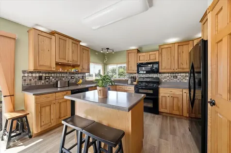 1161 Scarlet Oak Circle Aurora IL 60506