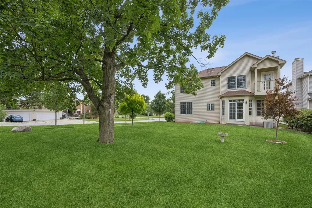 202 West Willow Street Lombard IL 60148