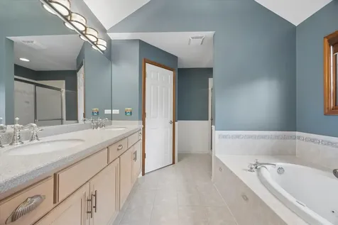 202 West Willow Street Lombard IL 60148