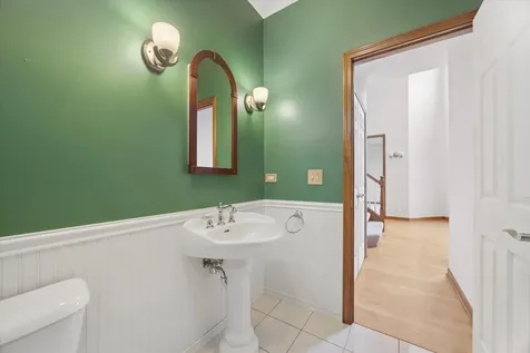 202 West Willow Street Lombard IL 60148