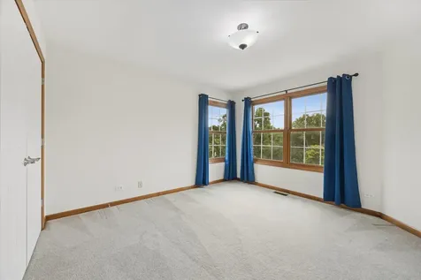 202 West Willow Street Lombard IL 60148