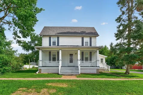 121 West 6th Street Byron IL 61010