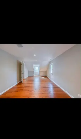 1678 Farwell Avenue Des Plaines IL 60018