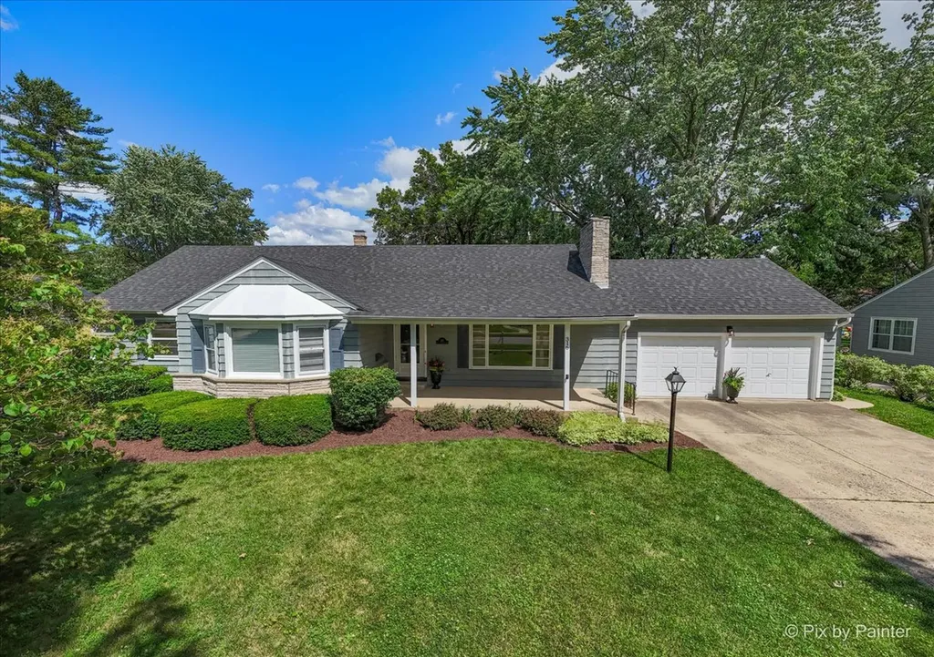 316 South Elmwood Drive Aurora IL 60506
