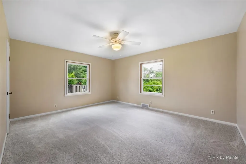 316 South Elmwood Drive Aurora IL 60506