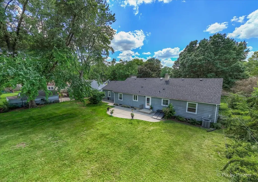 316 South Elmwood Drive Aurora IL 60506