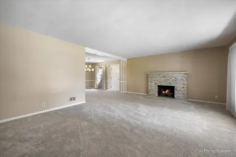 316 South Elmwood Drive Aurora IL 60506