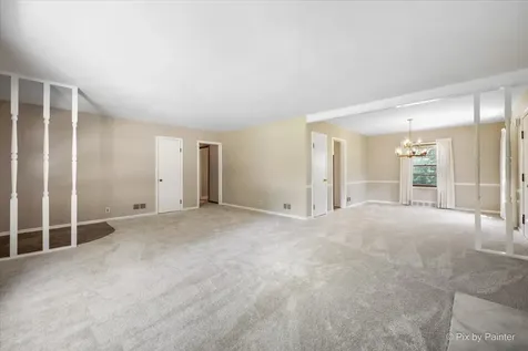 316 South Elmwood Drive Aurora IL 60506