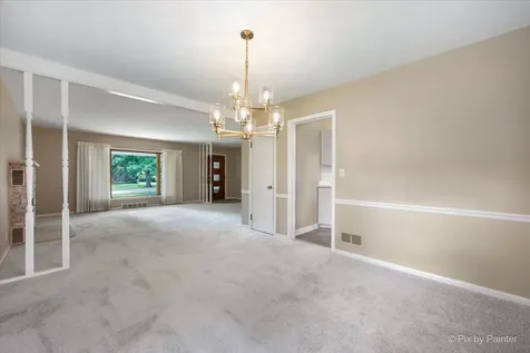 316 South Elmwood Drive Aurora IL 60506