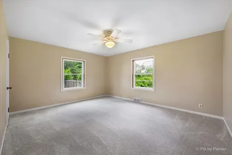 316 South Elmwood Drive Aurora IL 60506