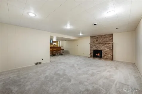 316 South Elmwood Drive Aurora IL 60506