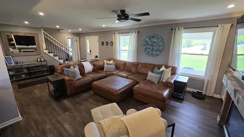 24320 South 80th Avenue Frankfort IL 60423