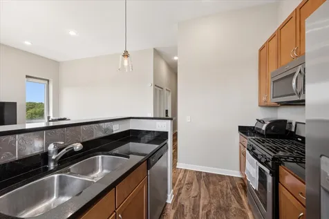 3920 North Sheridan Road Chicago IL 60613