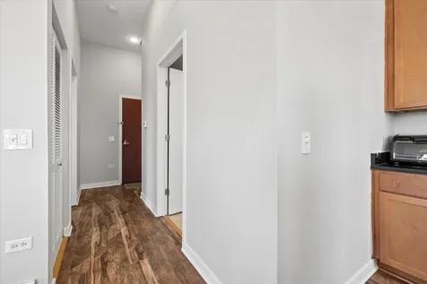 3920 North Sheridan Road Chicago IL 60613