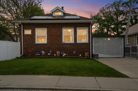 1615 West Beverly Glen Parkway Chicago IL 60643
