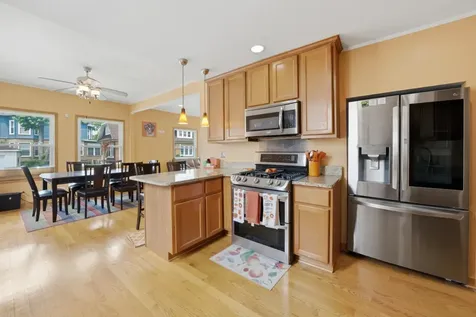 1615 West Beverly Glen Parkway Chicago IL 60643