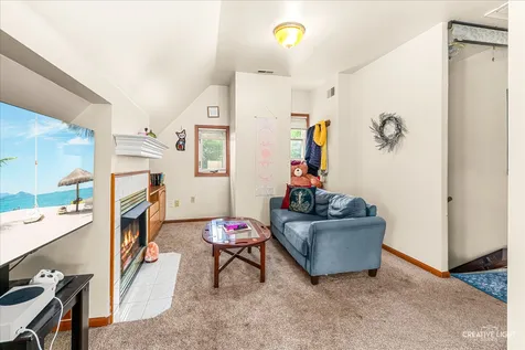 386 East Chicago Street Elgin IL 60120