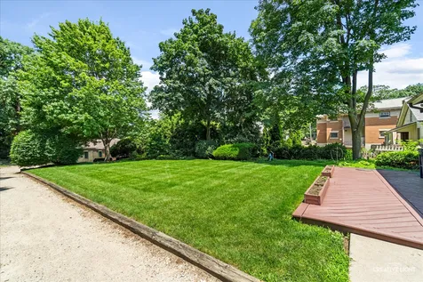 386 East Chicago Street Elgin IL 60120