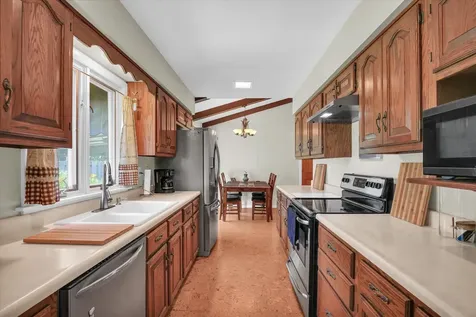 1116 Newbury Road Champaign IL 61821
