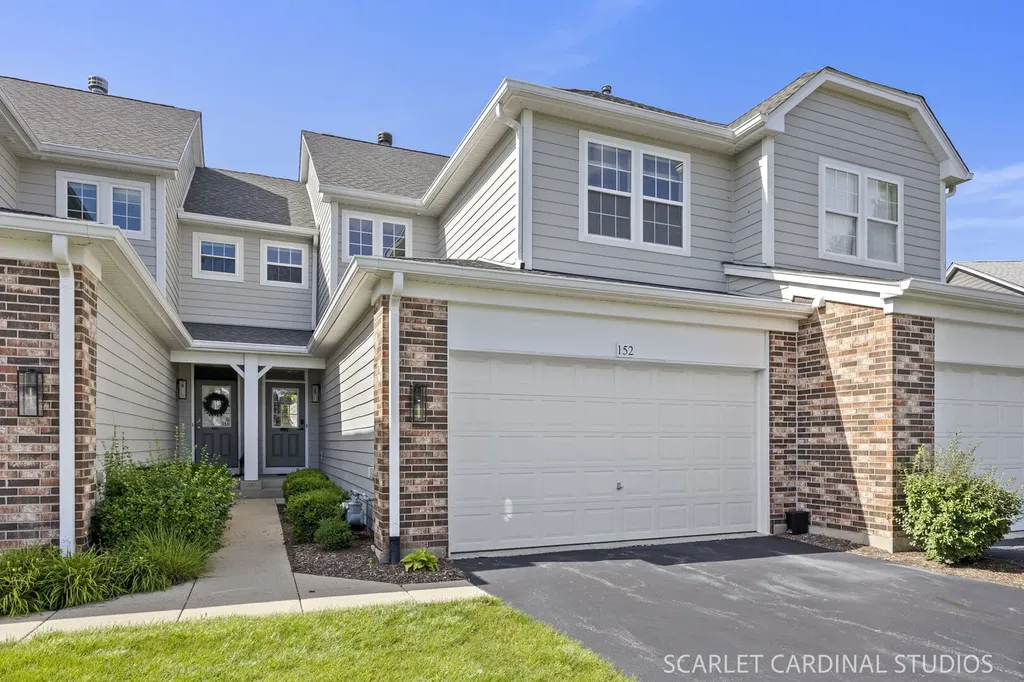 152 Tanglewood Drive Glen Ellyn IL 60137