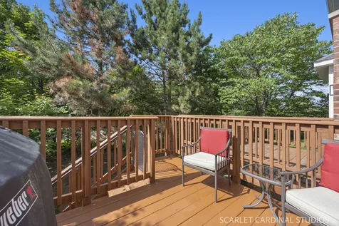 152 Tanglewood Drive Glen Ellyn IL 60137