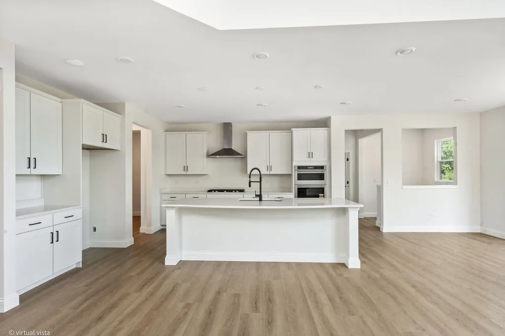 6285 Lee Court Lisle IL 60532