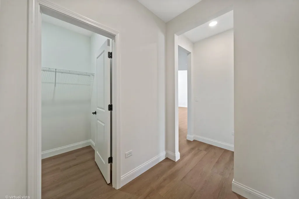 6285 Lee Court Lisle IL 60532