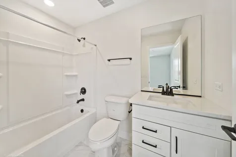 6285 Lee Court Lisle IL 60532