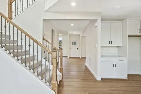 6285 Lee Court Lisle IL 60532