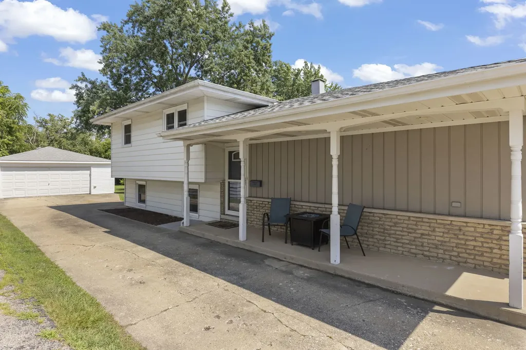 4401 Florence Avenue Downers Grove IL 60515