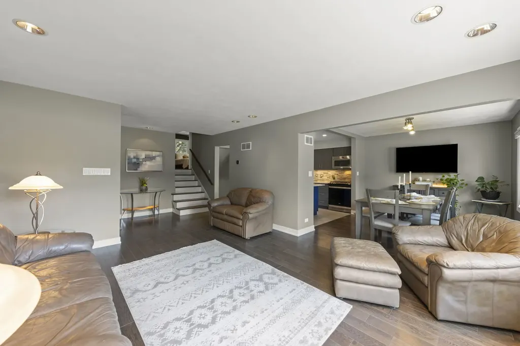 4401 Florence Avenue Downers Grove IL 60515