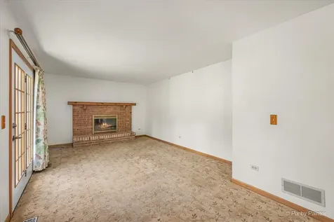 221 Foxmoor Road Fox River Grove IL 60021