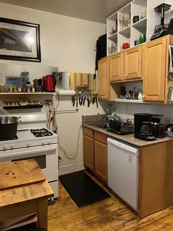 640 West Roscoe Street Chicago IL 60613