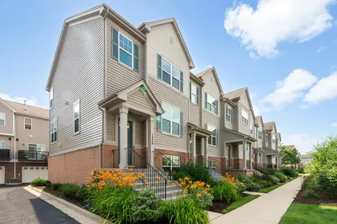 1254 Evergreen Avenue Des Plaines IL 60016