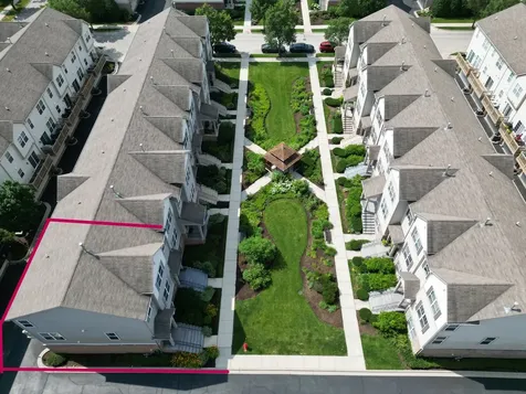1254 Evergreen Avenue Des Plaines IL 60016