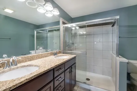 1254 Evergreen Avenue Des Plaines IL 60016
