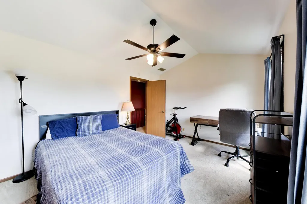 5602 Tinder Drive Rolling Meadows IL 60008