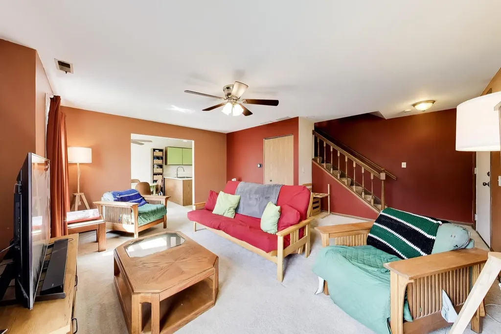 5602 Tinder Drive Rolling Meadows IL 60008