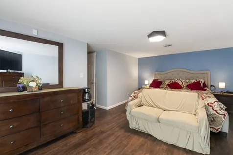 12617 Ventura Boulevard Machesney Park IL 61115