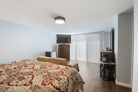 12617 Ventura Boulevard Machesney Park IL 61115